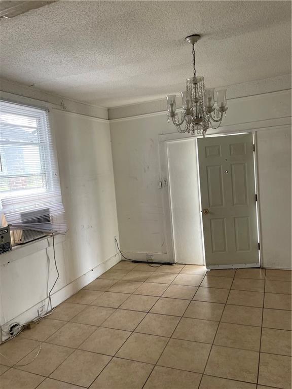 205-07 Governor Hall Street Gretna, LA 70053 - Photo 3 of 7