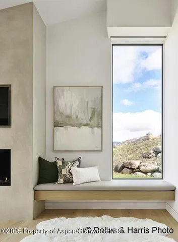 a en suite bathroom with a shower