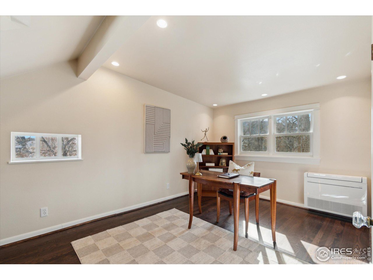 1013 Mapleton Avenue Boulder, CO 80304 - Photo 29 of 37 a workspace with furniture and a window