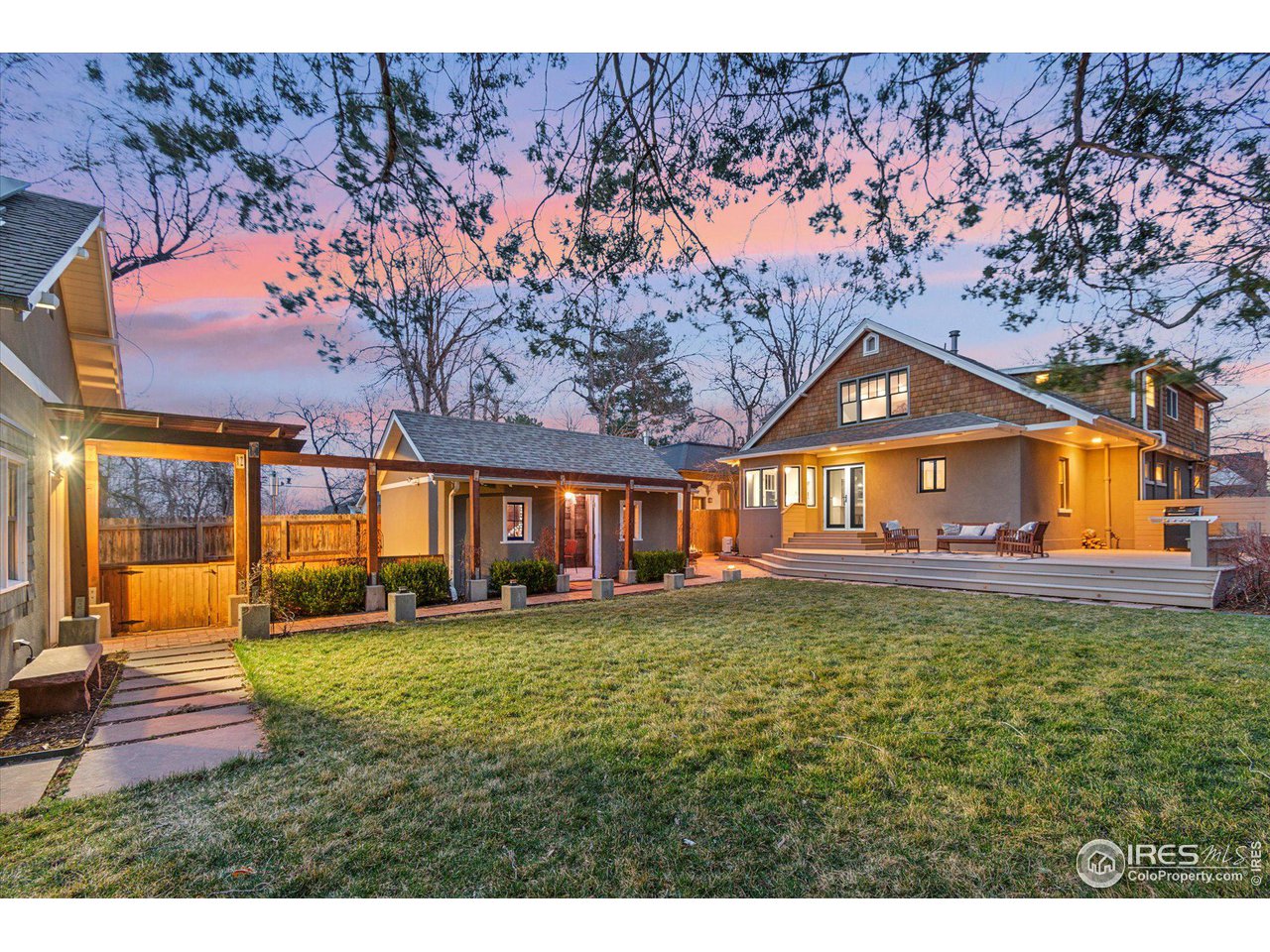 1013 Mapleton Avenue Boulder, CO 80304 - Photo 34 of 37 a view of a house with a yard