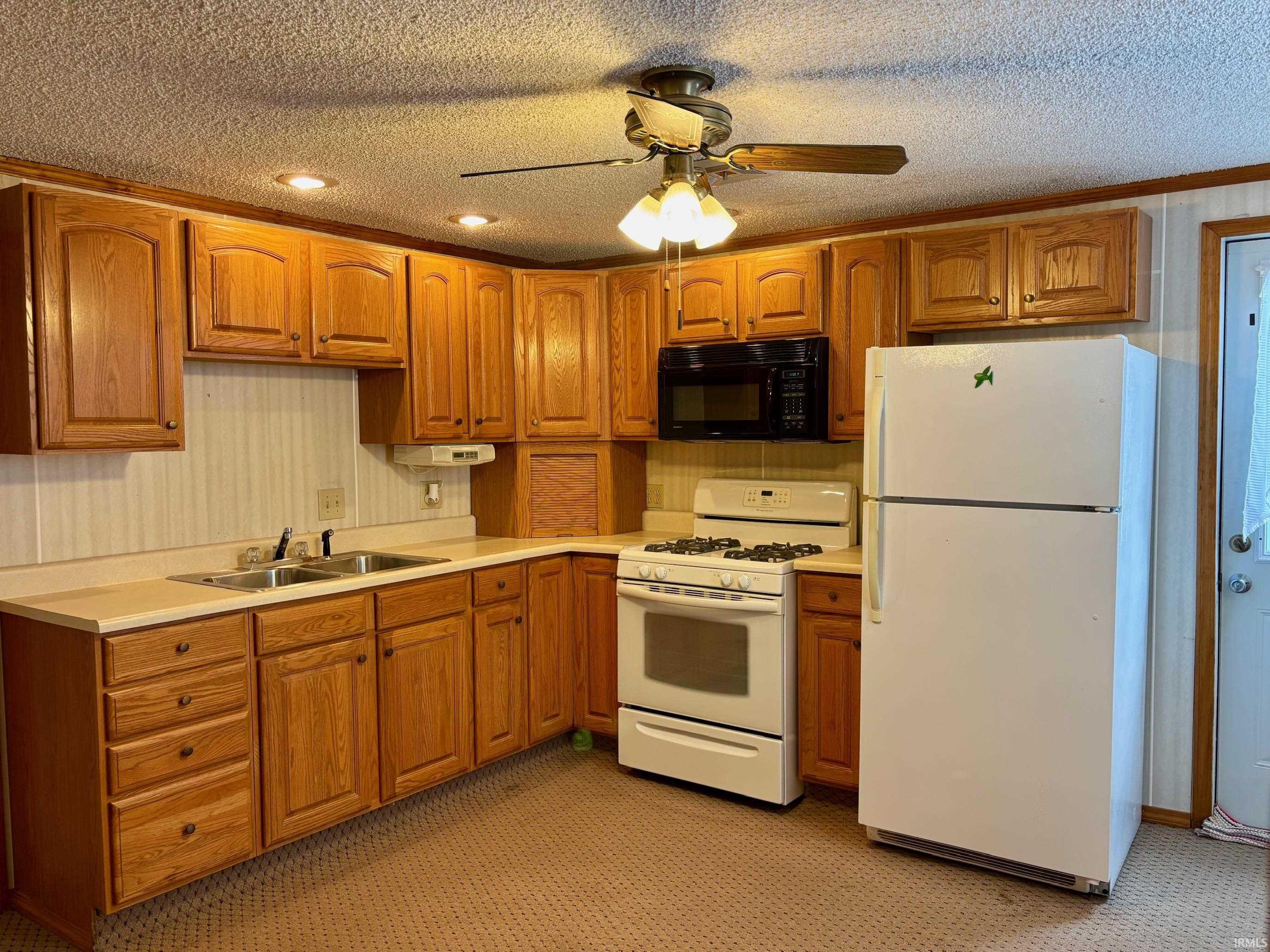 213 West Water Street Converse, IN 46919 - Photo 10 of 19