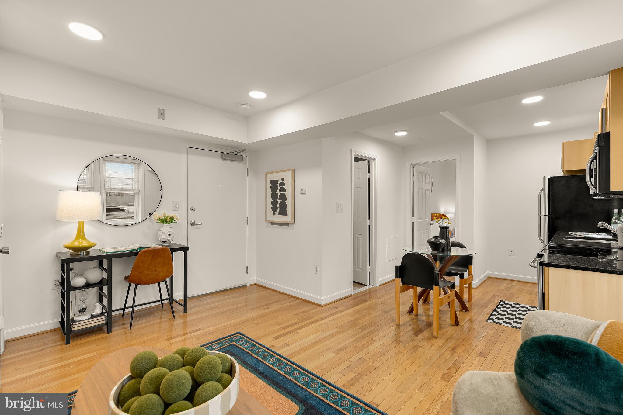 314 V Street Northeast, Unit 204 Washington, DC 20002 - Photo 3 of 19