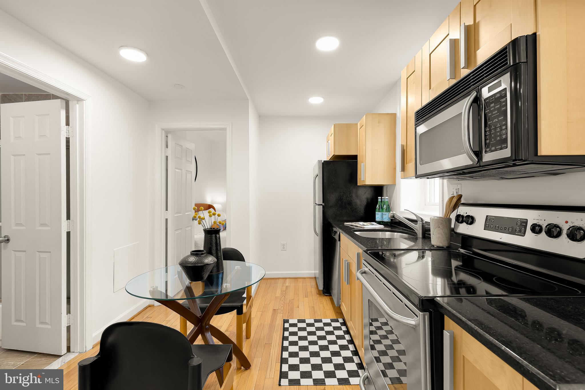 314 V Street Northeast, Unit 204 Washington, DC 20002 - Photo 4 of 19