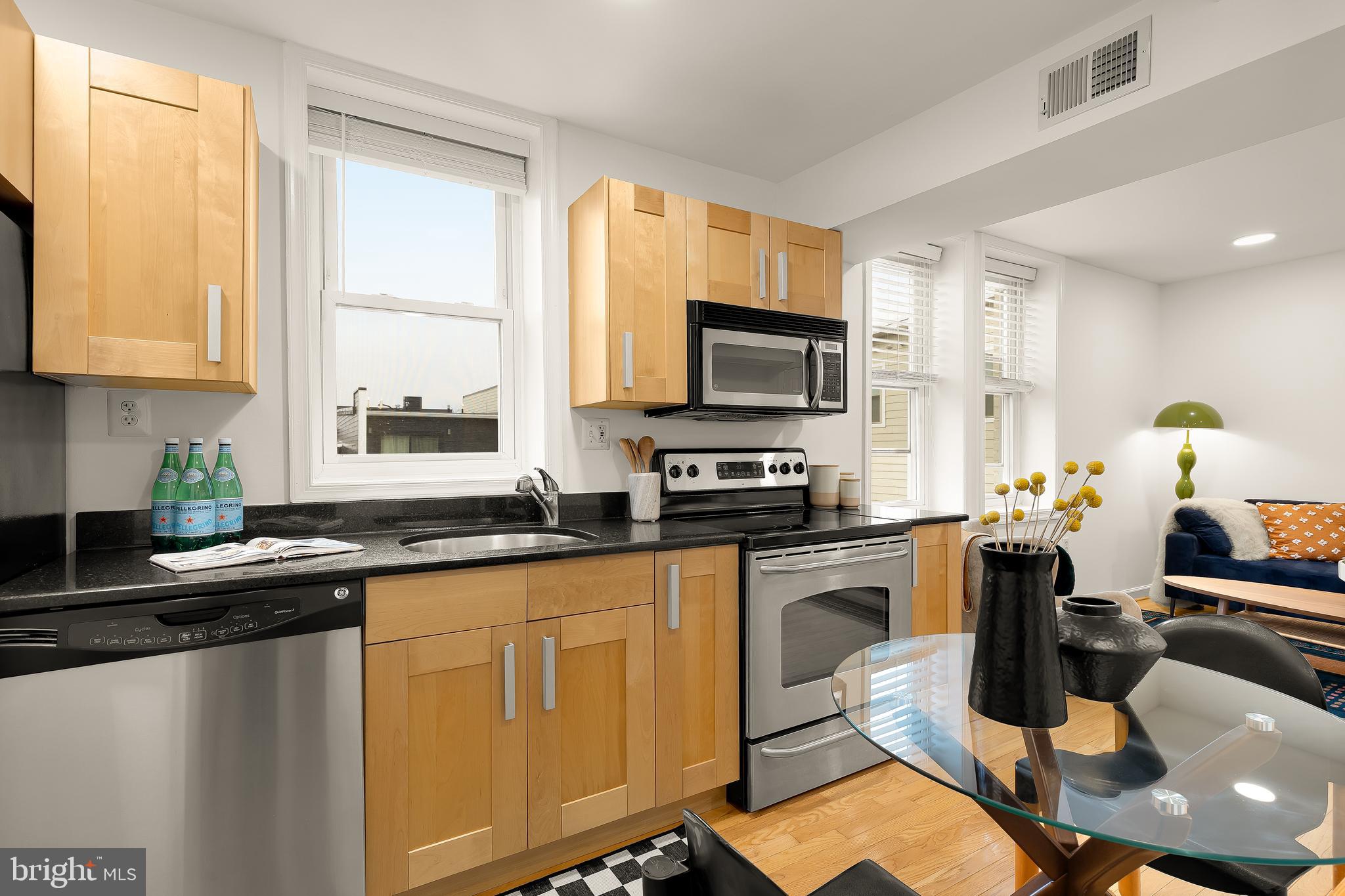 314 V Street Northeast, Unit 204 Washington, DC 20002 - Photo 7 of 19