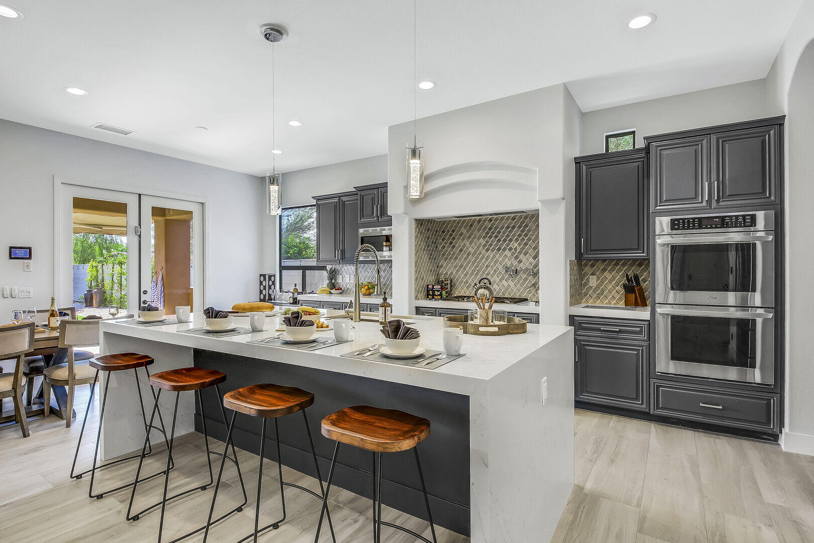 48573 Cascade Street Indio, CA 92201 - Photo 5 of 40 living room