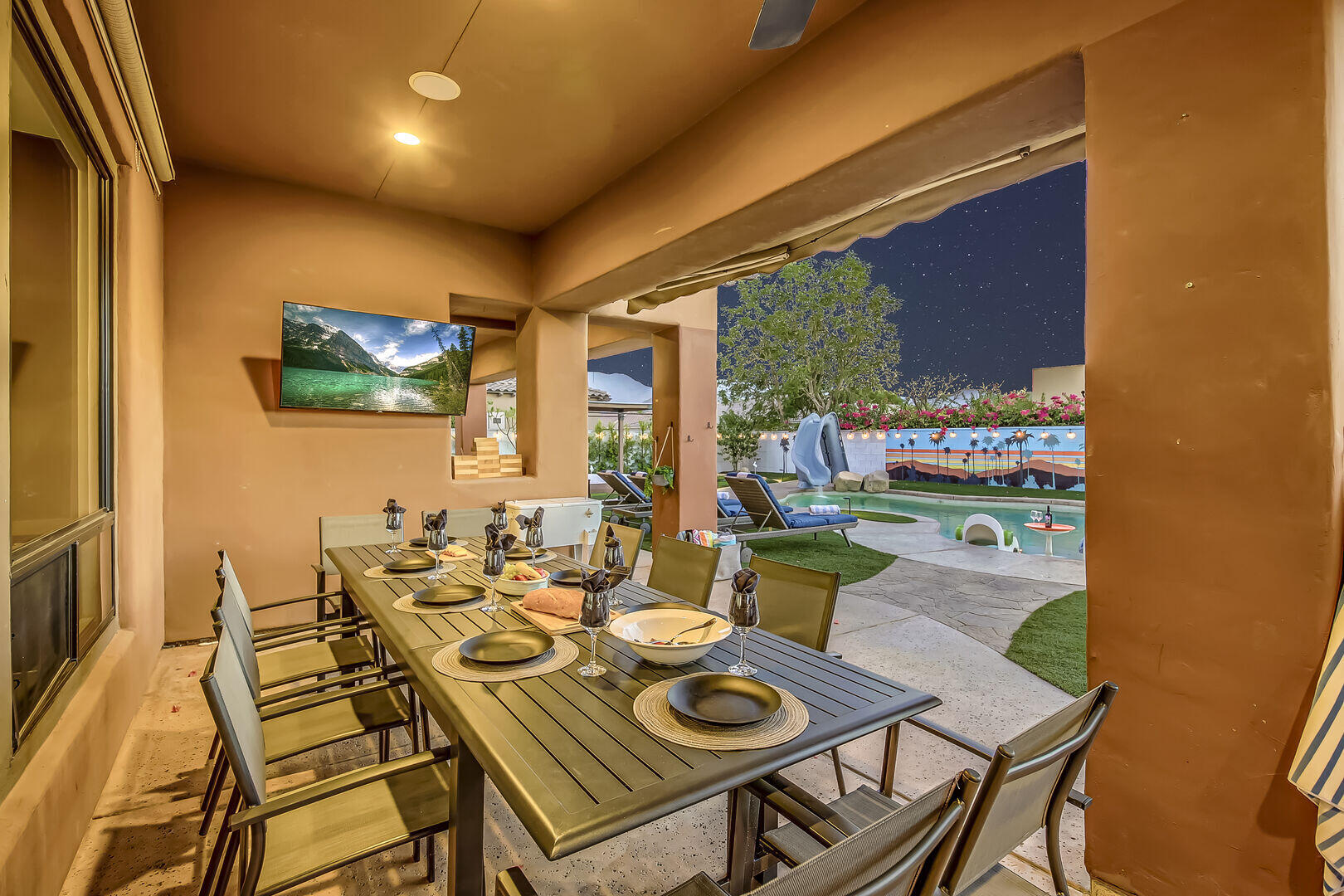 48573 Cascade Street Indio, CA 92201 - Photo 9 of 40 out dine