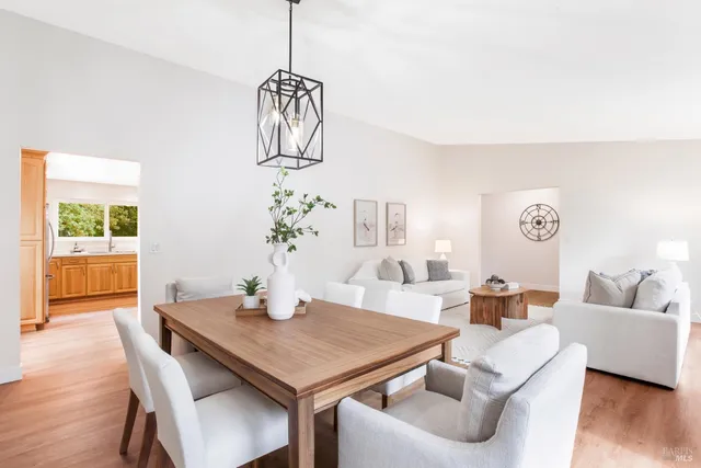 $1,395,000 | 1060 Oakmont Court, Napa, CA 94559