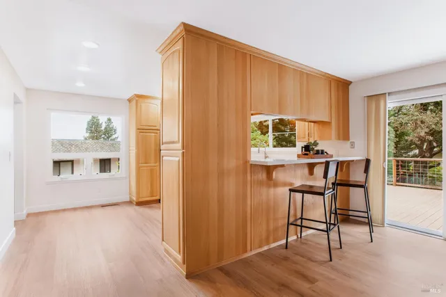 $1,395,000 | 1060 Oakmont Court, Napa, CA 94559