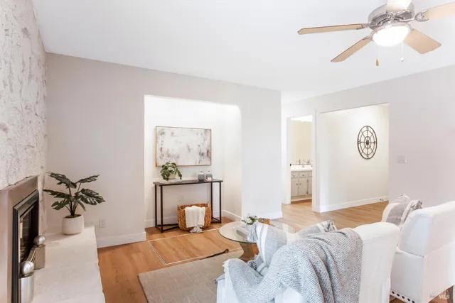 $1,395,000 | 1060 Oakmont Court, Napa, CA 94559