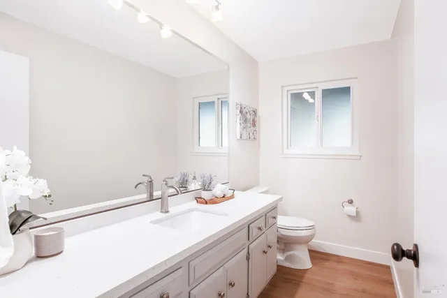 $1,395,000 | 1060 Oakmont Court, Napa, CA 94559