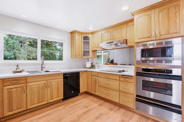 $1,395,000 | 1060 Oakmont Court, Napa, CA 94559