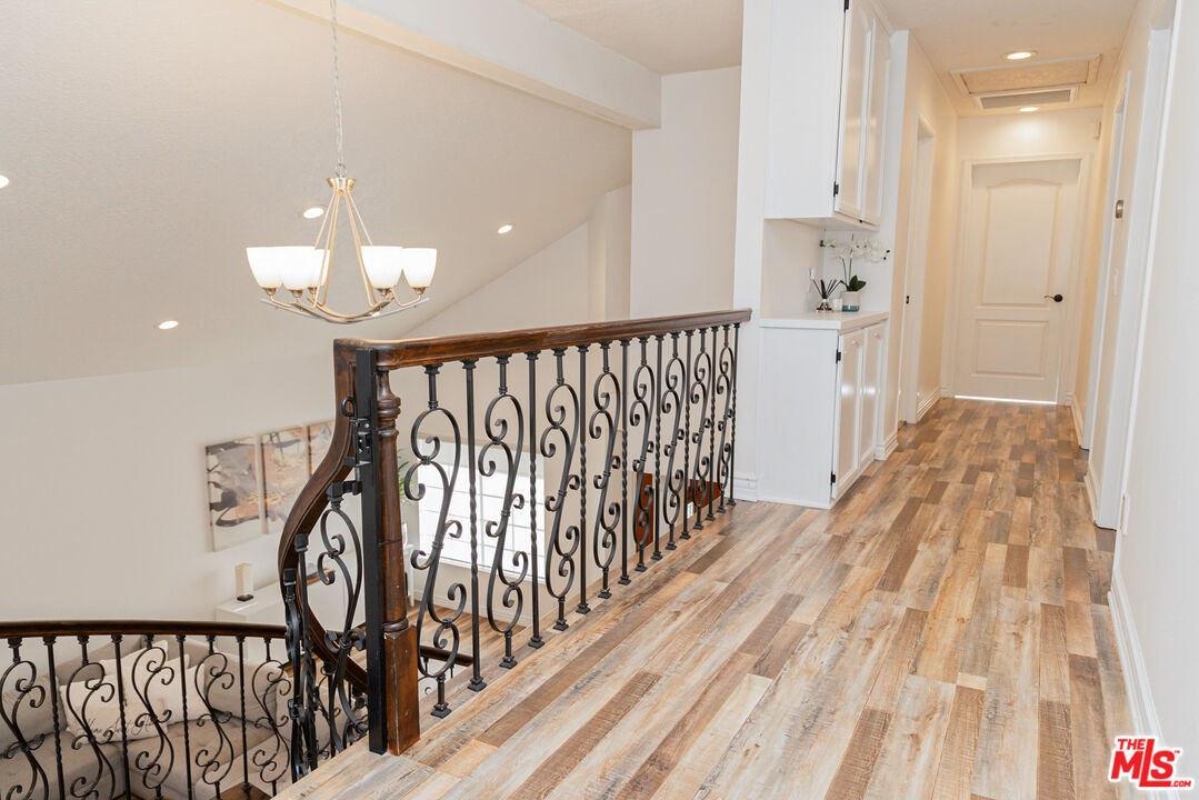 12000 Falcon Crest Way Porter Ranch, CA 91326 - Photo 22 of 44