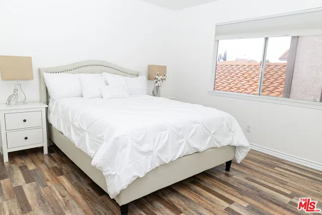 $1,399,000 | 12000 Falcon Crest Way, Porter Ranch, CA 91326