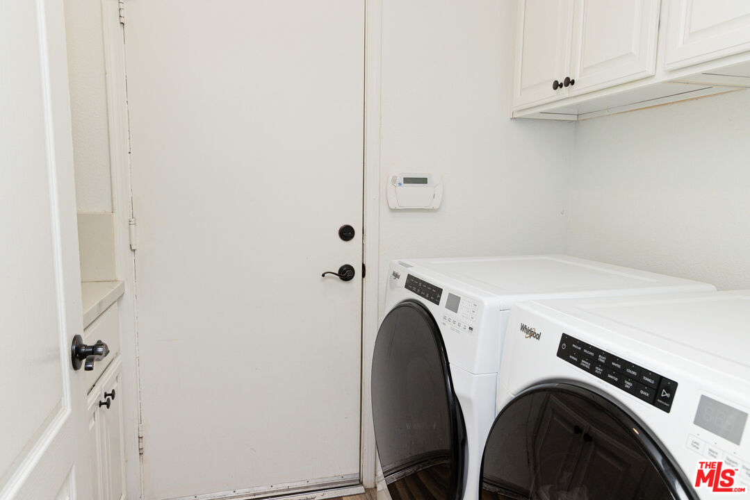 12000 Falcon Crest Way Porter Ranch, CA 91326 - Photo 30 of 44