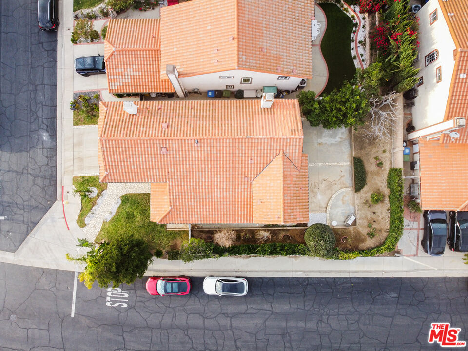 12000 Falcon Crest Way Porter Ranch, CA 91326 - Photo 36 of 44