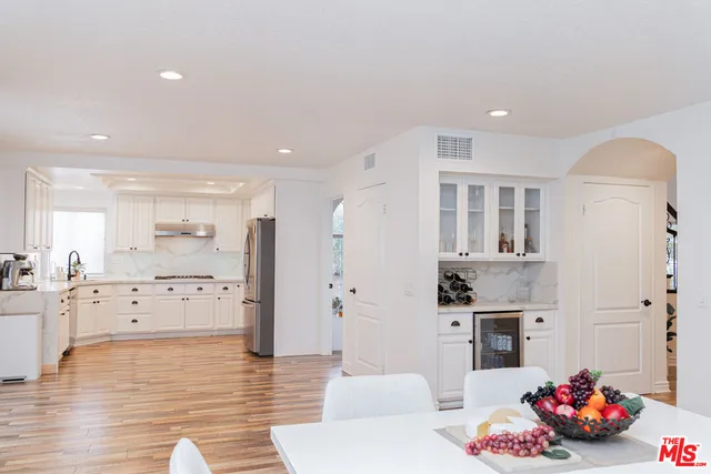 $1,399,000 | 12000 Falcon Crest Way, Porter Ranch, CA 91326