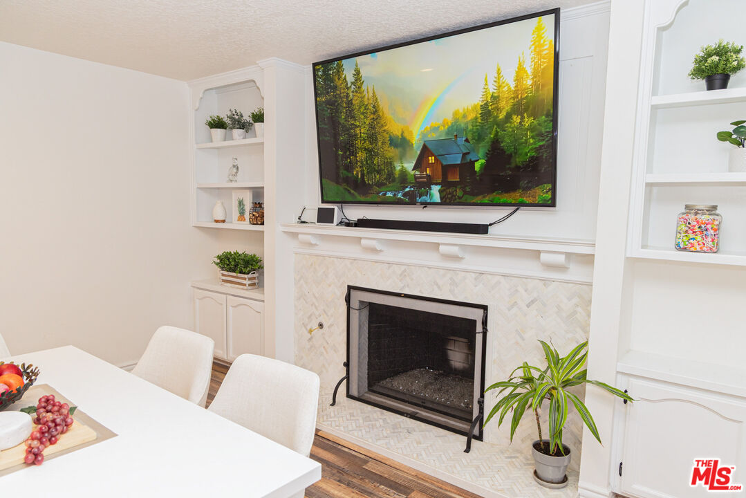 12000 Falcon Crest Way Porter Ranch, CA 91326 - Photo 10 of 44