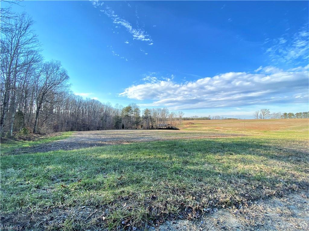 238 Lula Road Madison, NC 27025 - Photo 9 of 21 Gallery Image 9