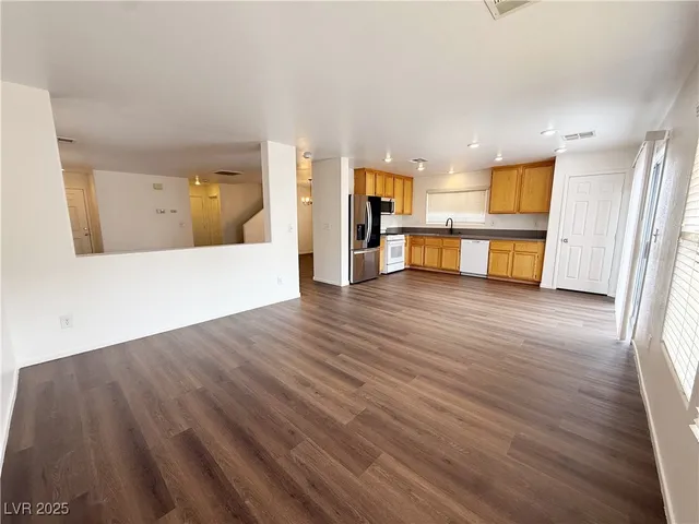 $1,995 | 6228 Mercer Valley Street, North Las Vegas, NV 89081