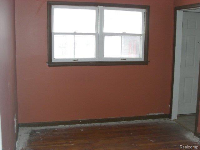 450 Central Street Inkster, MI 48141 - Photo 7 of 12 bedroom 3