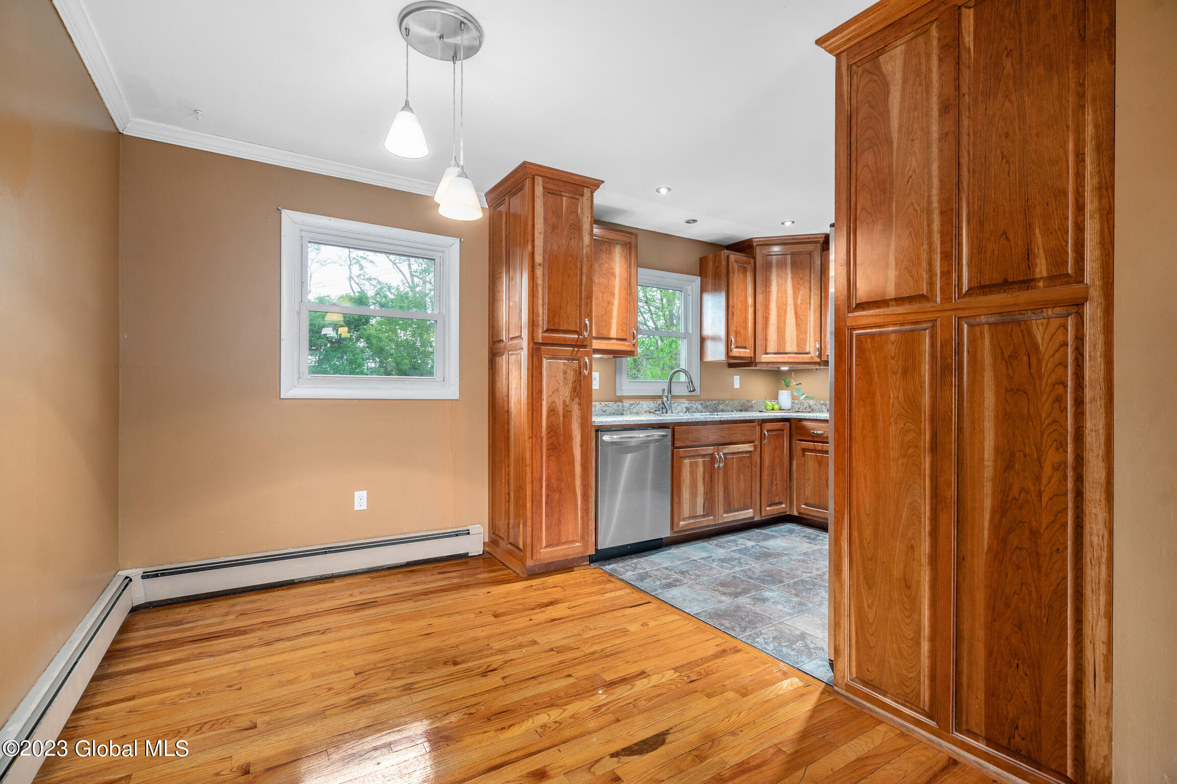 222 17th Street Schenectady, NY 12306 - Photo 9 of 35 222 17th St INT MLS-5