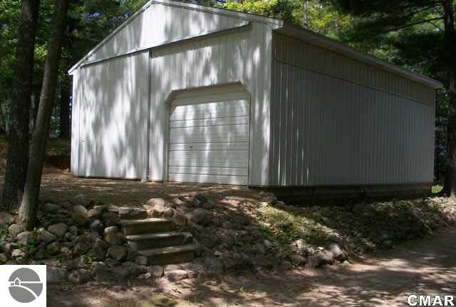 5860 Watling Road Barryton, MI 49305 - Photo 14 of 19 1768551-13.JPG