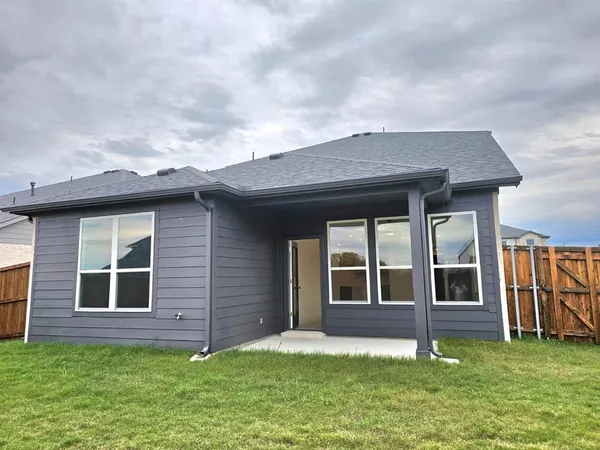 $2,300 | 629 Verona Drive, Weston, TX 75009