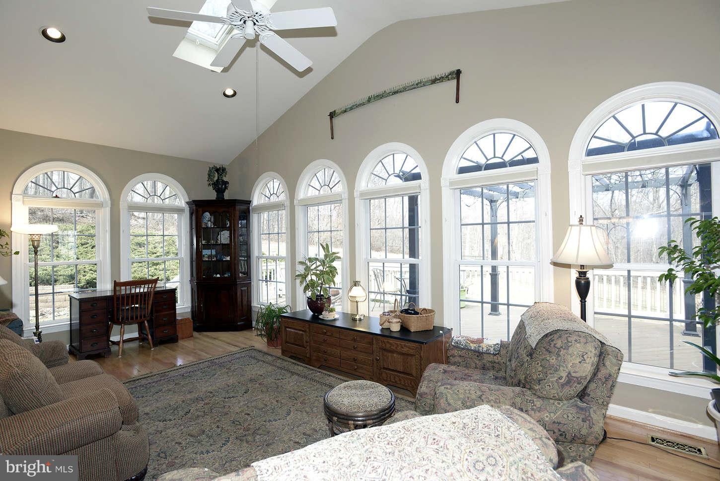 25107 Vista Ridge Road Laytonsville, MD 20882 - Photo 16 of 26 Interior (General)