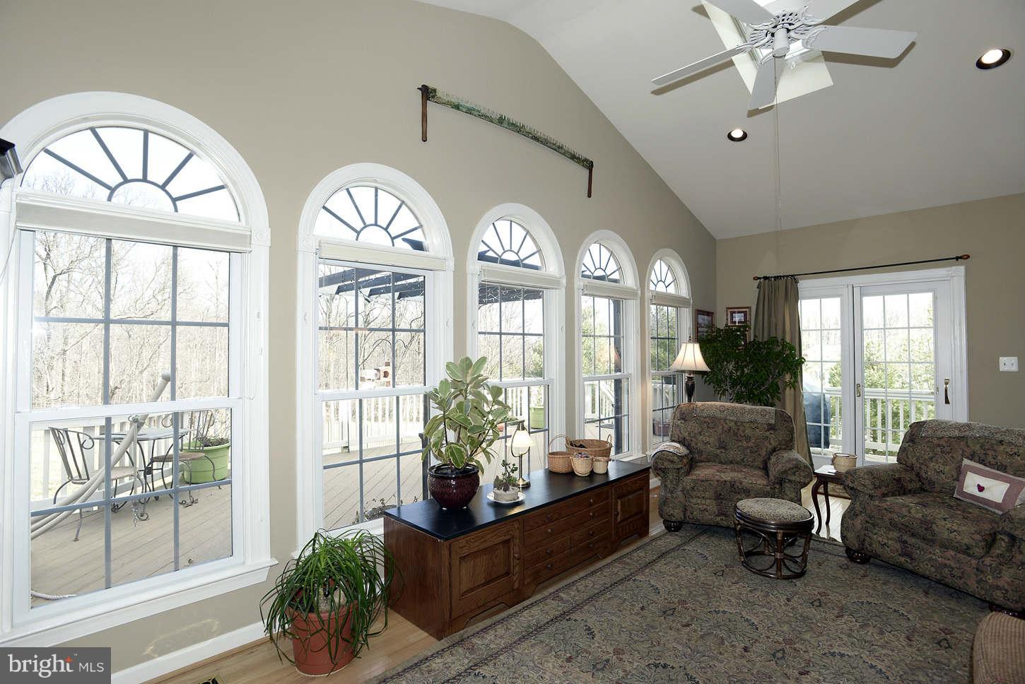 25107 Vista Ridge Road Laytonsville, MD 20882 - Photo 17 of 26 Interior (General)