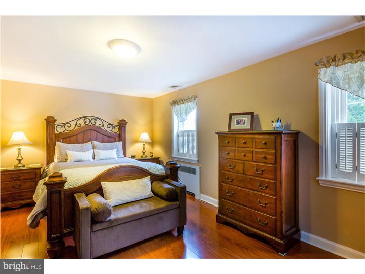 1717 Manor Road Havertown, PA 19083 - Photo 11 of 16