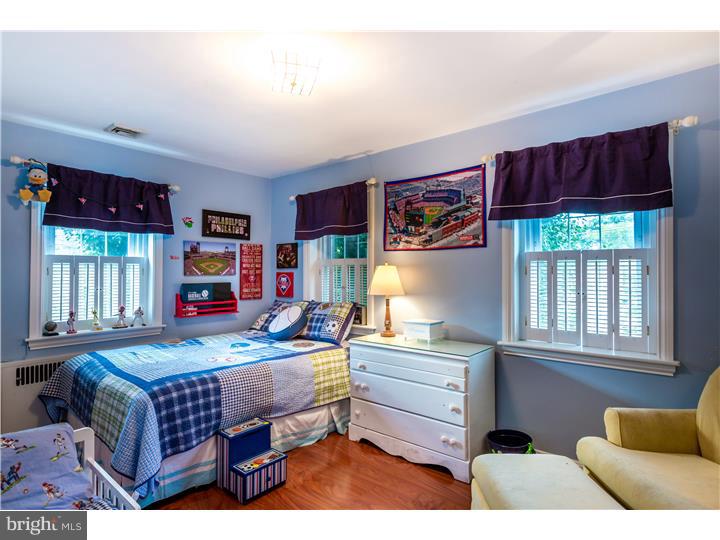 1717 Manor Road Havertown, PA 19083 - Photo 12 of 16