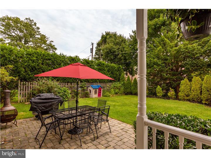 1717 Manor Road Havertown, PA 19083 - Photo 3 of 16