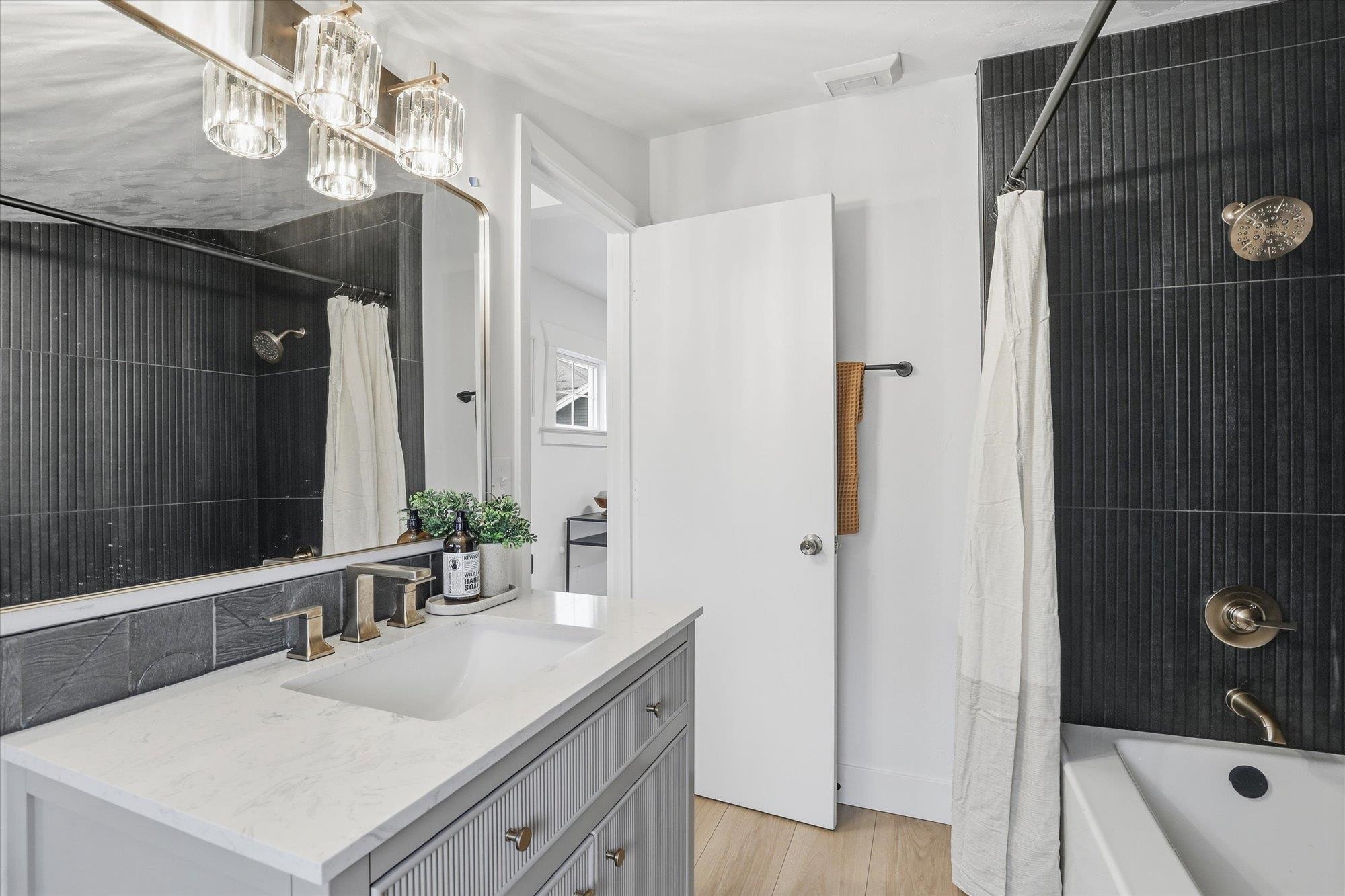 4011 North Calispel Street Spokane, WA 99205 - Photo 17 of 37