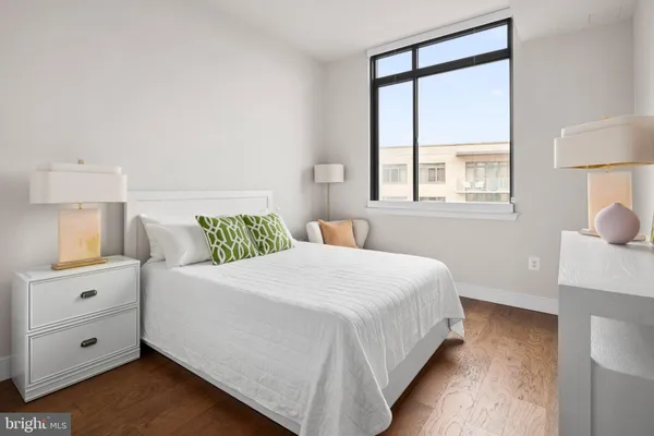 $4,400 | 2000 Clarendon Boulevard, Unit 504A, Arlington, VA 22201