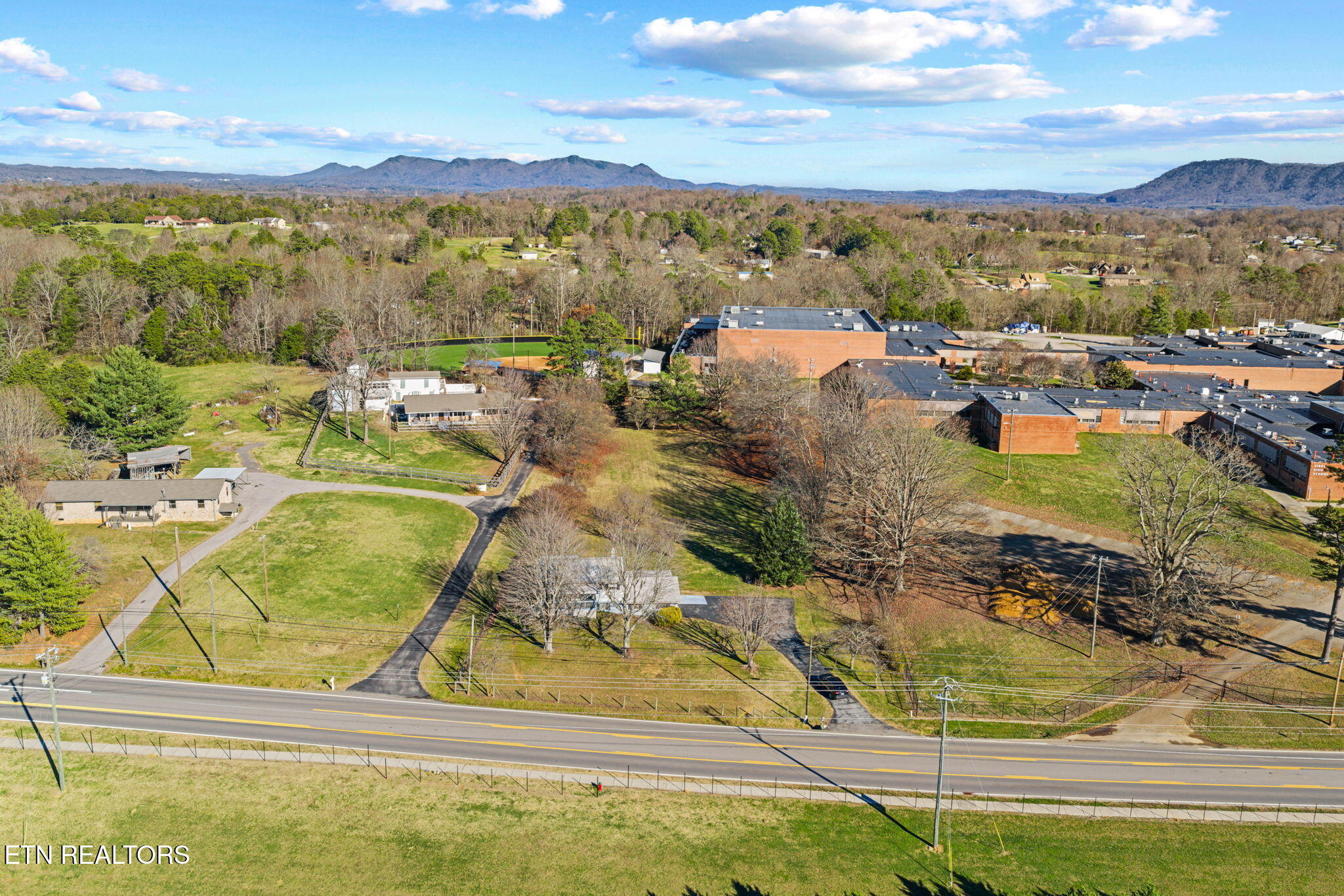 7700 Tazewell Pike Corryton, TN 37721 - Photo 12 of 23 12-web-or-mls-7700 Tazwell-