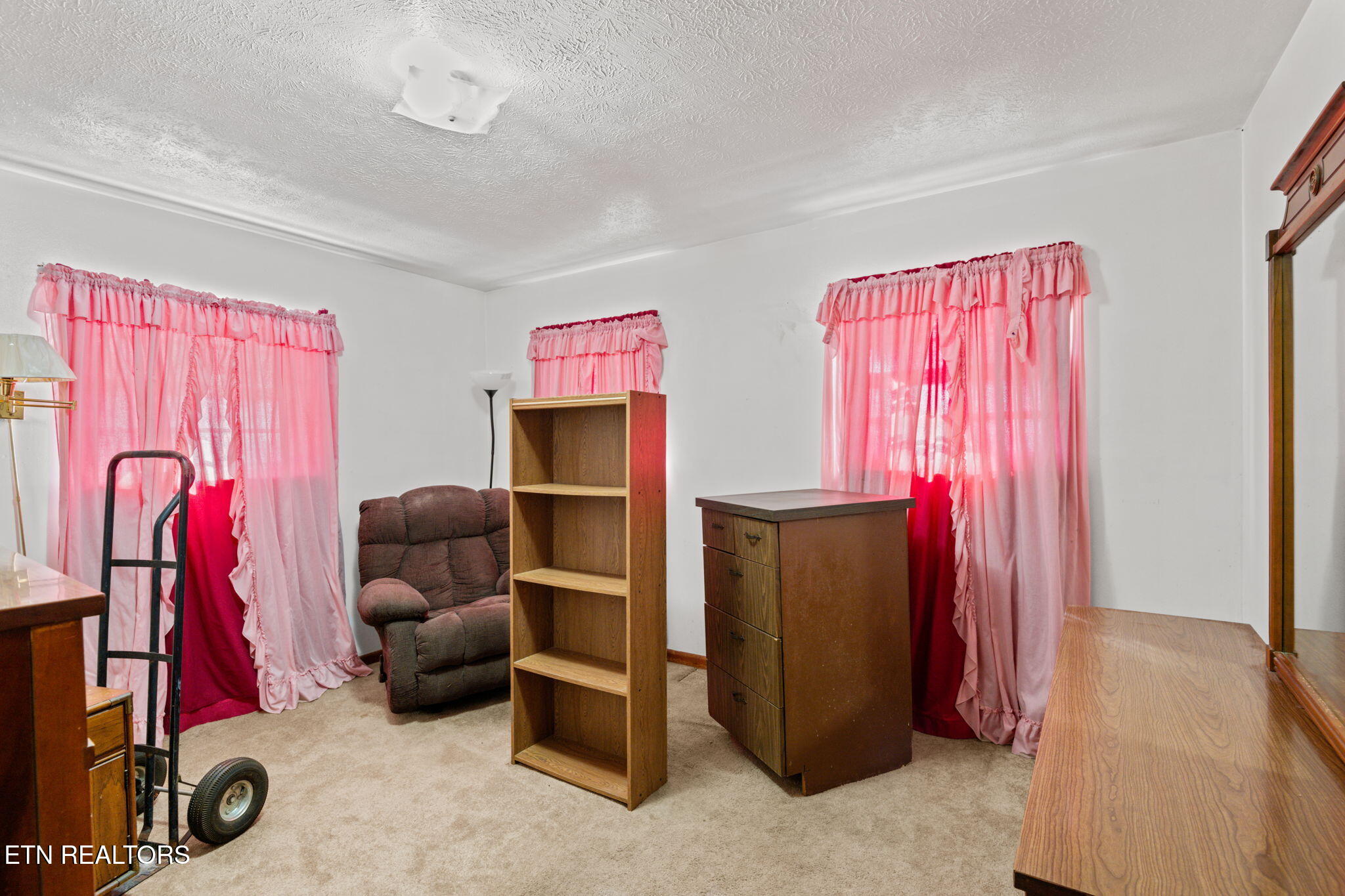 7700 Tazewell Pike Corryton, TN 37721 - Photo 18 of 23 31-web-or-mls-7700 Tazwell-3407