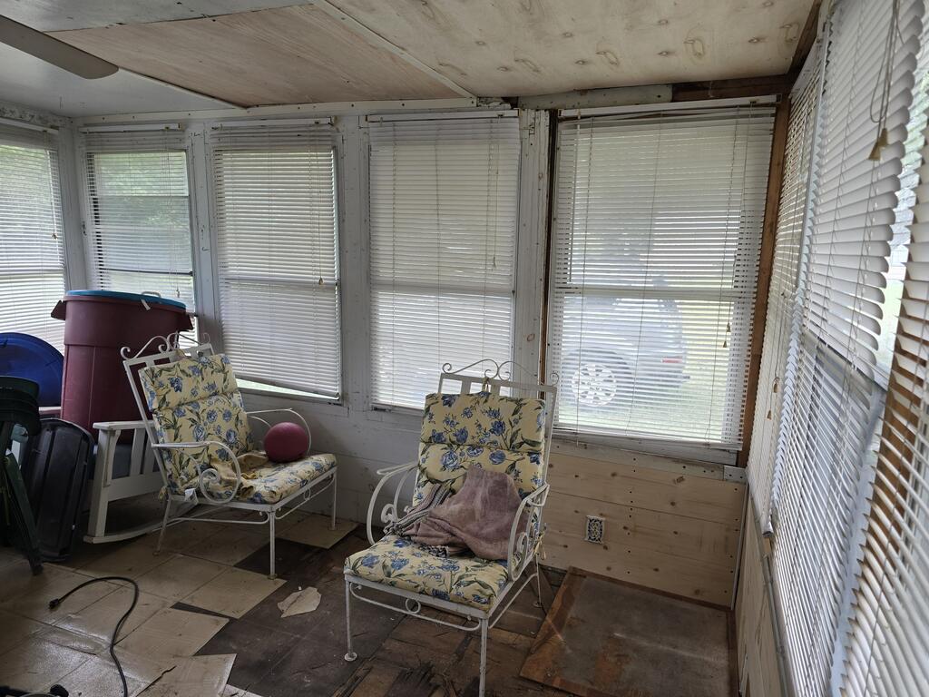 12216 Hacksneck Road Hacksneck, VA 23358 - Photo 4 of 15 Gallery Image 4