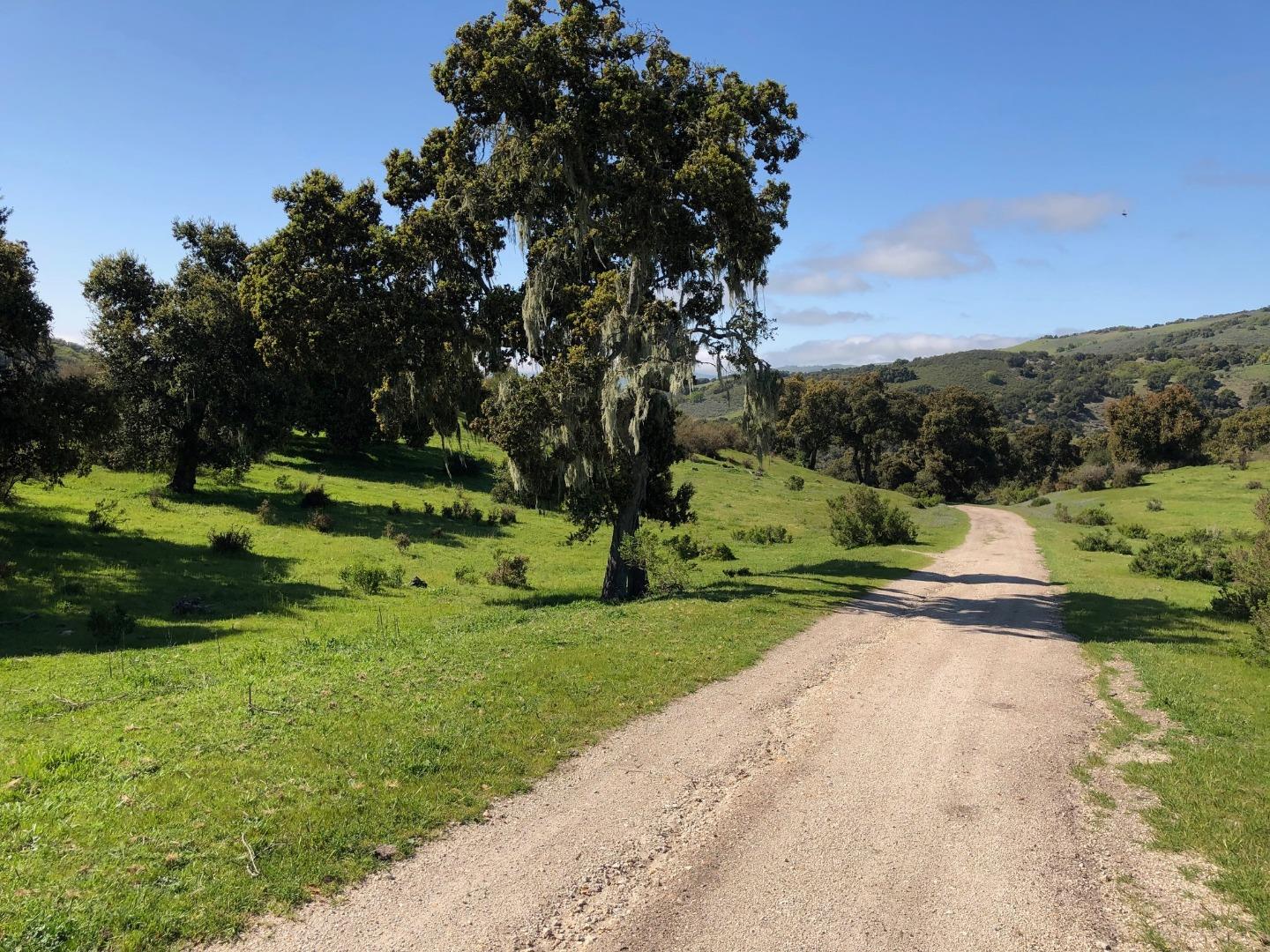 36000 East Carmel Valley Road Carmel Valley, CA 93924 - Photo 33 of 41 a view of a park