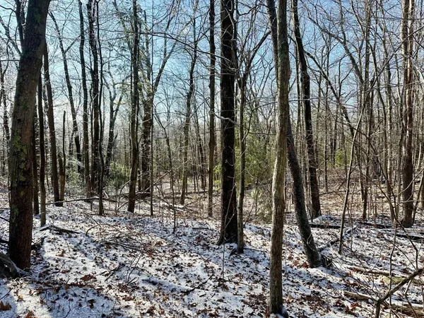 $250,000 | 99 Burbank Road, Sutton, MA 01590