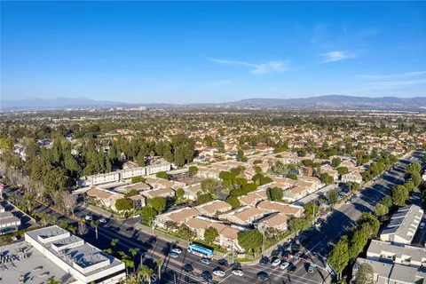 $419,000 | 2849 South Fairview Street, Unit C, Santa Ana, CA 92704