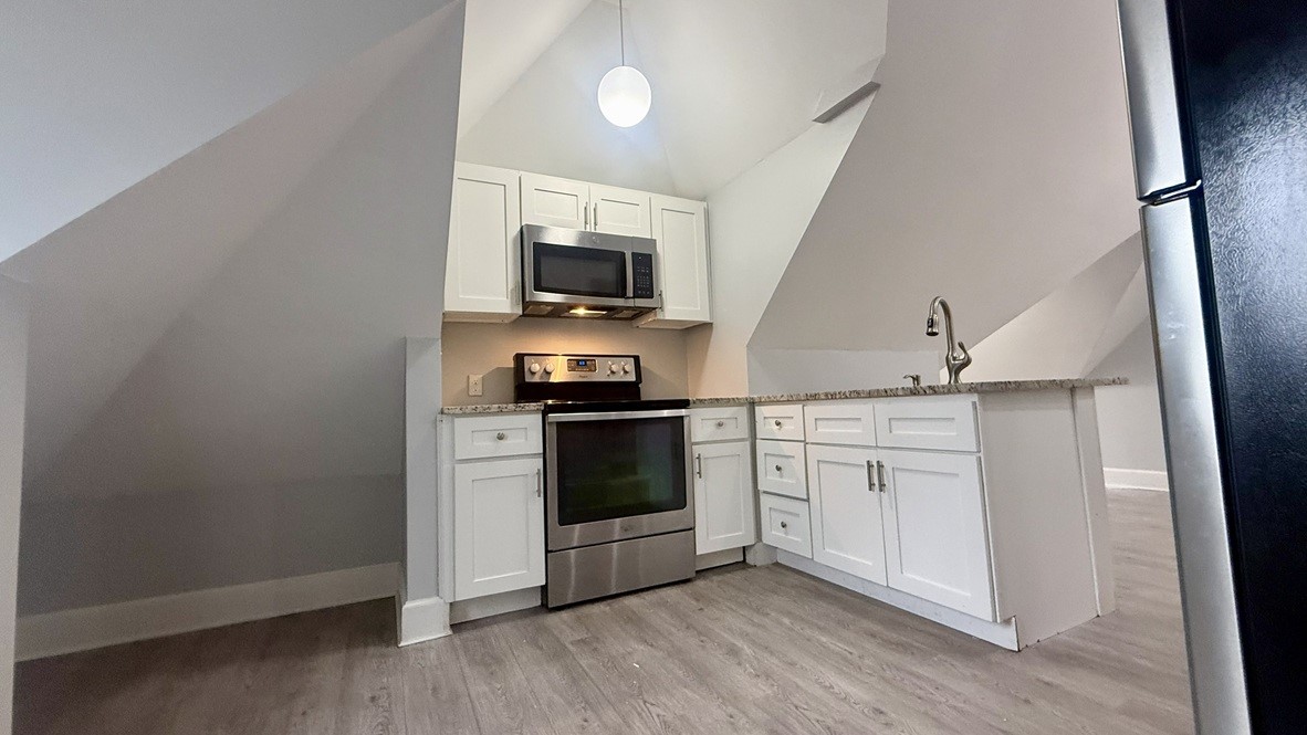 209 Cottage Street, Unit 3 Pawtucket, RI 02860 - Photo 5 of 22