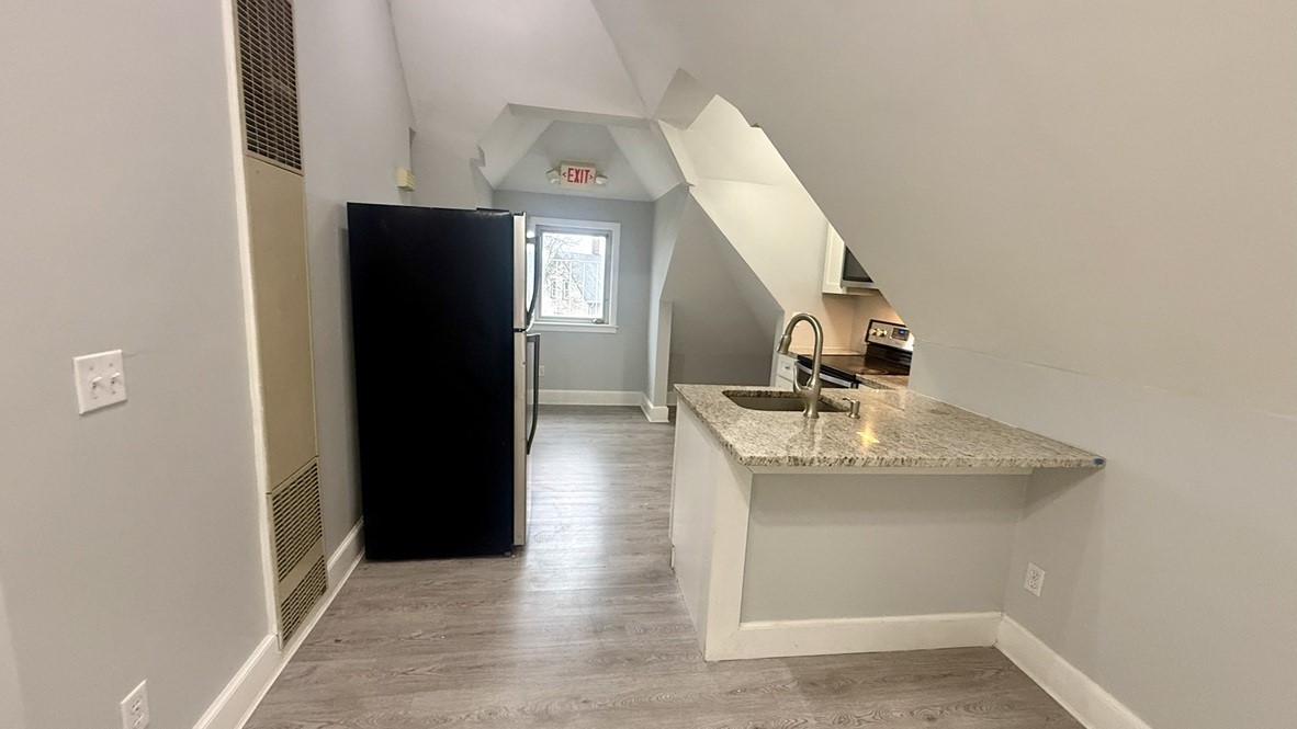 209 Cottage Street, Unit 3 Pawtucket, RI 02860 - Photo 7 of 22