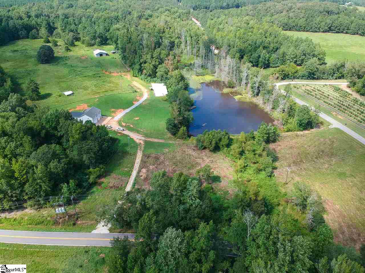 271 Cannon Bottom Road Belton, SC 29627 - Photo 2 of 36