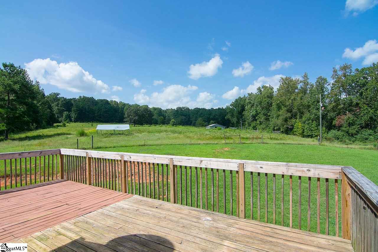 271 Cannon Bottom Road Belton, SC 29627 - Photo 13 of 36