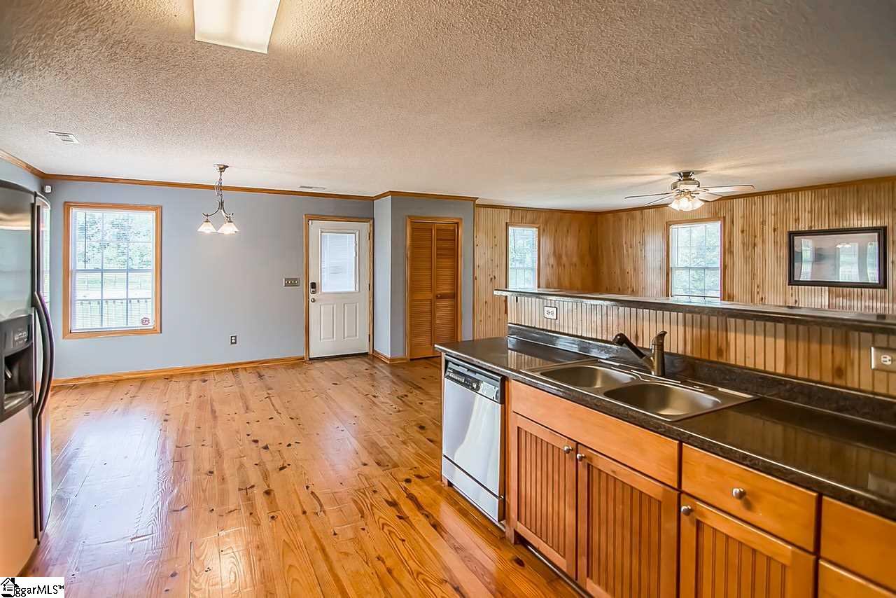 271 Cannon Bottom Road Belton, SC 29627 - Photo 16 of 36