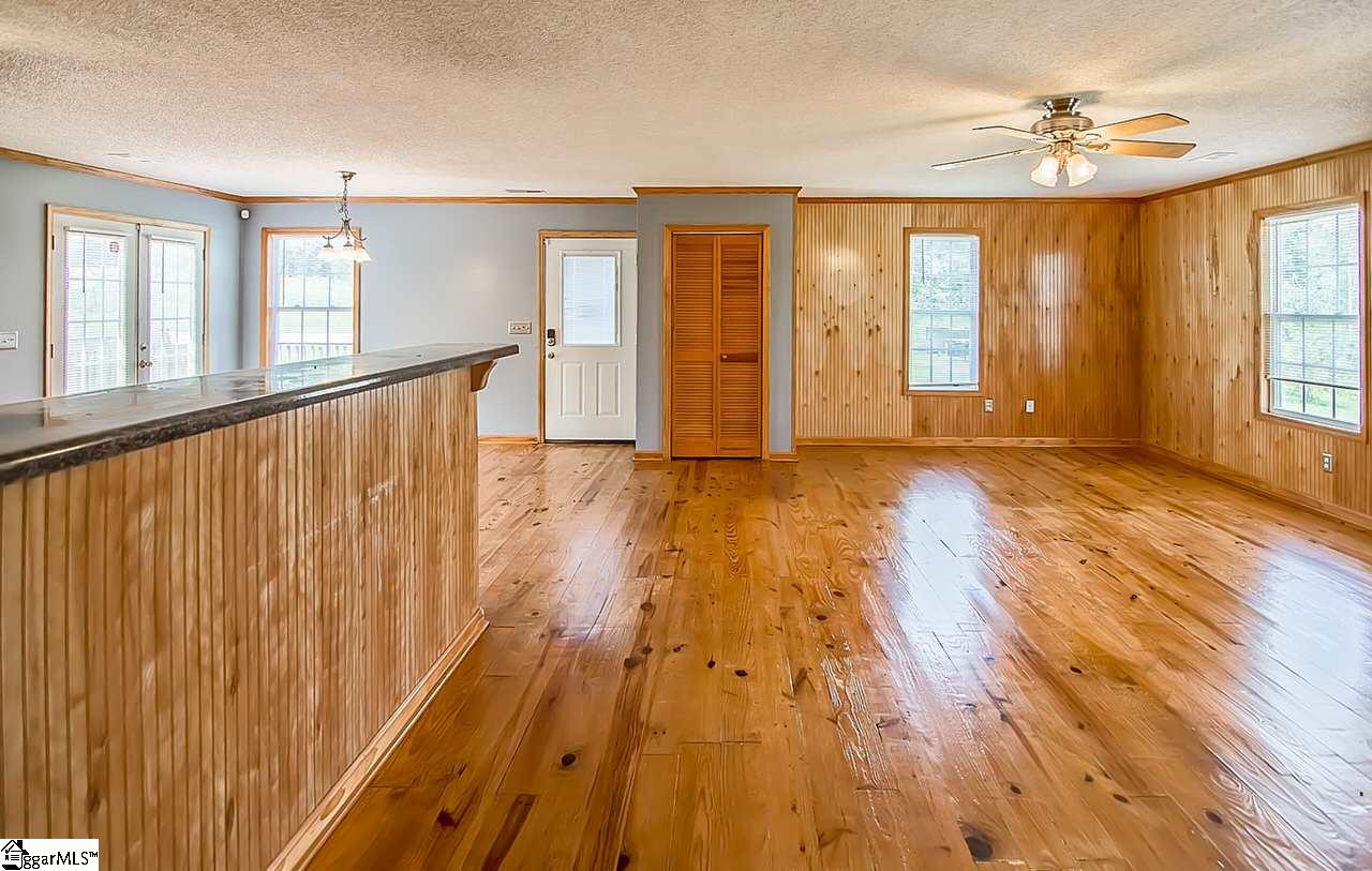 271 Cannon Bottom Road Belton, SC 29627 - Photo 17 of 36
