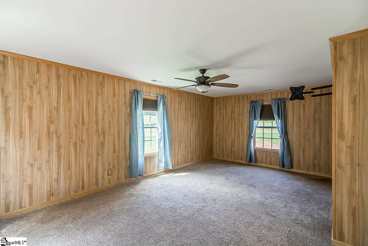 271 Cannon Bottom Road Belton, SC 29627 - Photo 23 of 36