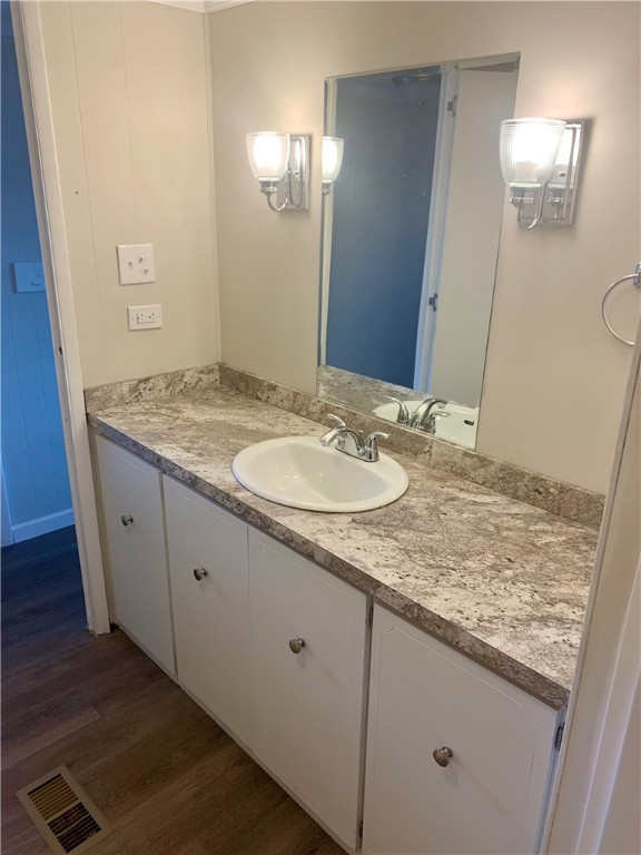 4 Lane B Coventry, RI 02816 - Photo 9 of 19 Bathroom