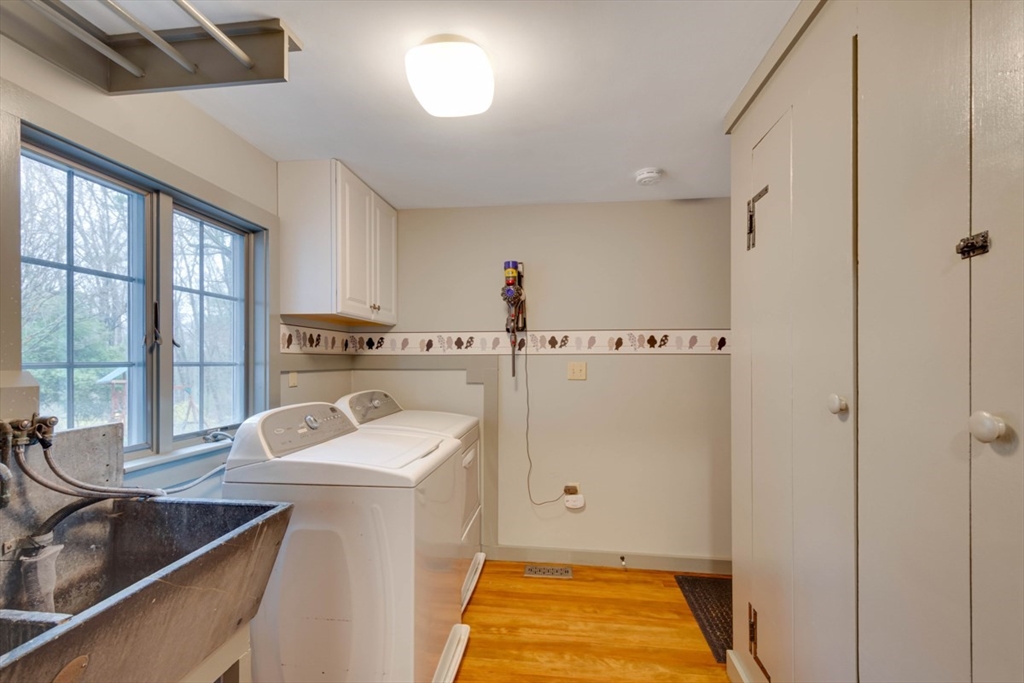 41 Bretton Road Dover, MA 02030 - Photo 13 of 31 Gallery Image 13