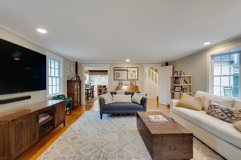 41 Bretton Road Dover, MA 02030 - Photo 8 of 31 Gallery Image 8